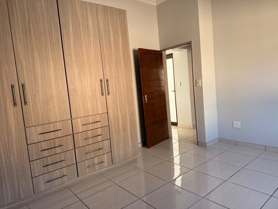 3 Bedroom Property for Sale in Geelhoutpark North West